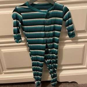 Stripes Footies